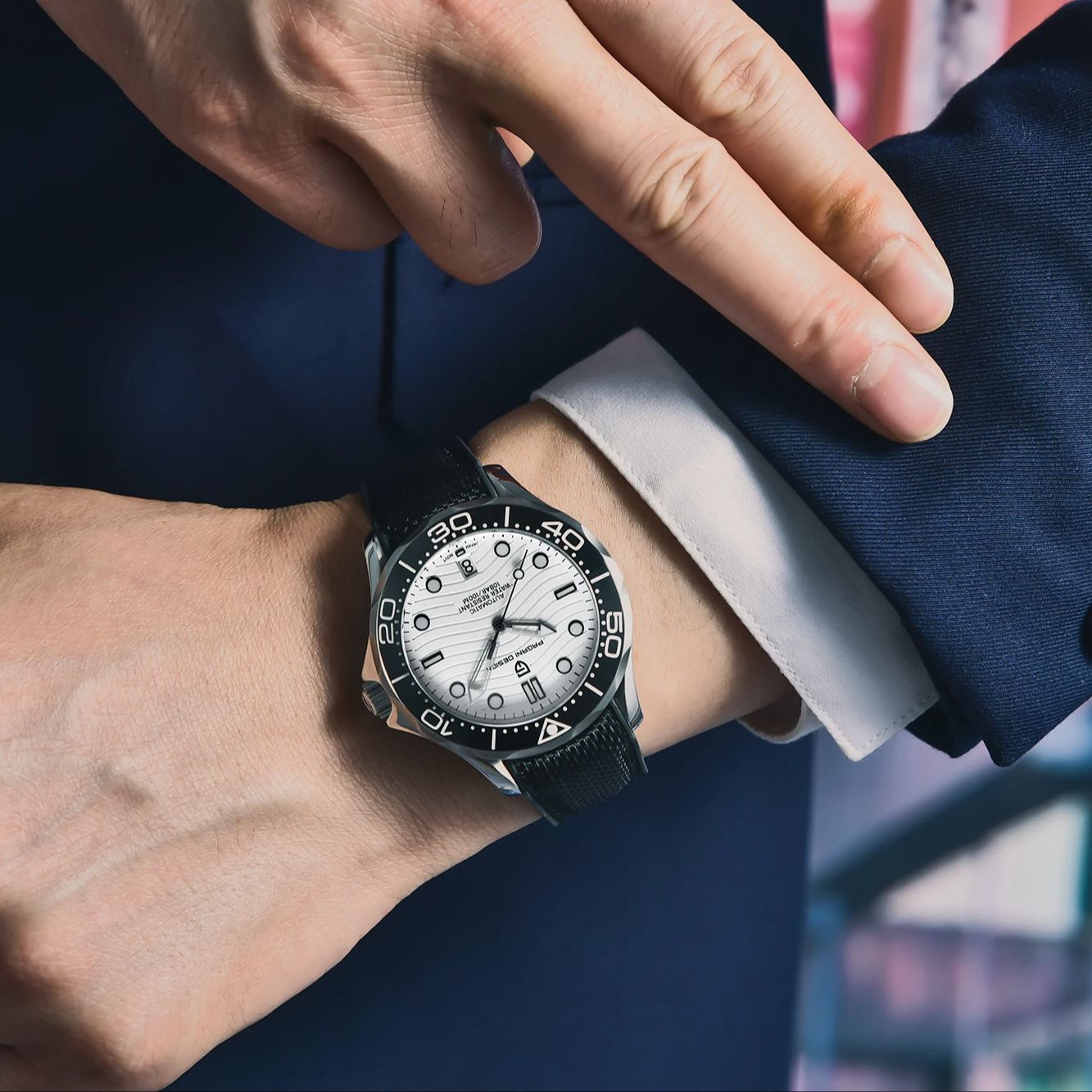 PAGANI DESIGN นาฬิกาข้อมือผู้ช - Rubber Strap Diver บทวิจารณ์และราคา