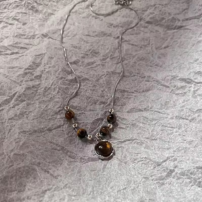 สร้อยคอหินไทเกอร์อายสไตล์โบฮีเ - Butterfly Clasp Deployant บทวิจารณ์และราคา